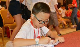 李阳的疯狂英语夏令营有用吗 李阳疯狂英语夏令营