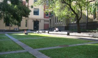 墨尔本大学与曼大怎么选 澳大利亚墨尔本大学