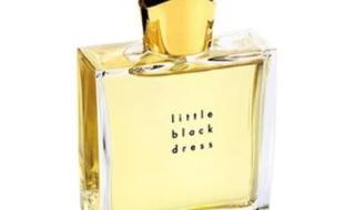 怎么我用了雅芳小黑裙身体乳一会就不香了谢谢了,大神帮忙啊 雅芳小黑裙