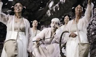 去横店当群众演员需要办理那些手续具体地址在哪里 横店影视城群众演员