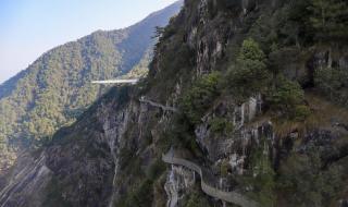 升降机高空行走怎么设置 工人高空行走4小时